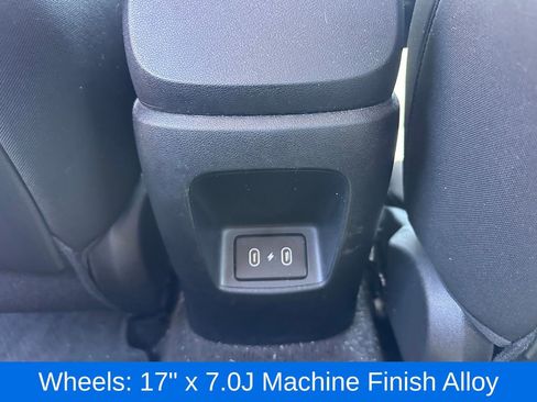 Used 2024 Hyundai Elantra SEL w/ Convenience Package image 13