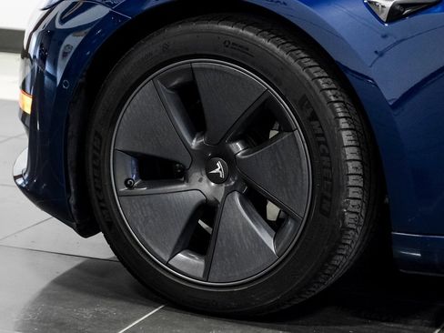 Used 2018 Tesla Model 3 Long Range image 49