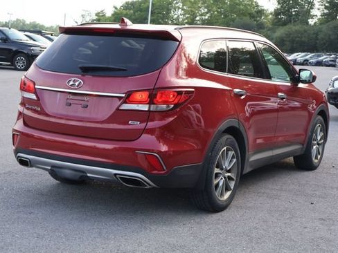 Used 2018 Hyundai Santa Fe SE AWD/4WD image 6