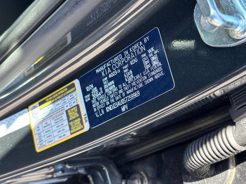 Used 2025 Kia Soul LX w/ LX Technology Package FWD image 27