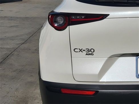 Used 2023 MAZDA CX-30 AWD 2.5 S w/ Preferred Package image 6
