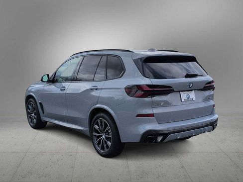 New 2026 BMW X5 xDrive50e image 6