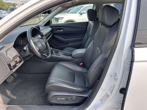 Used 2024 Honda Accord EX-L image 12