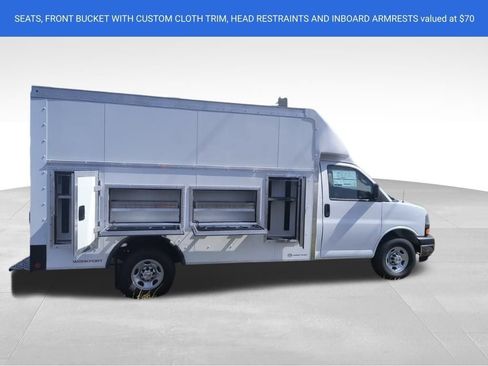 New 2025 Chevrolet Express 3500 w/ Power Convenience Package image 9