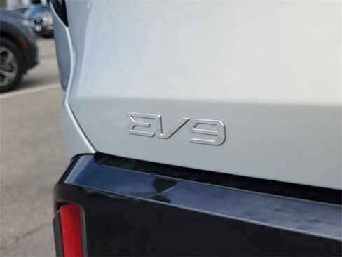 New 2026 Kia EV9 GT-Line image 6