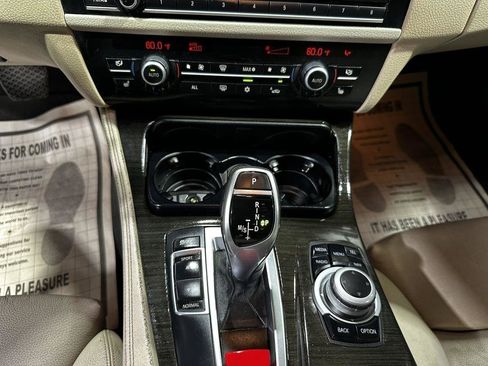 Used 2011 BMW 535i Sedan RWD image 17