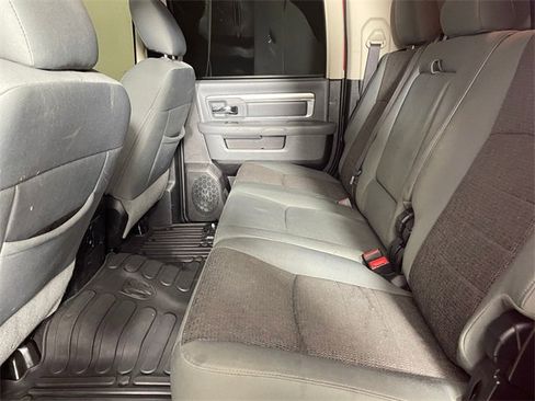 Used 2014 RAM 2500 SLT w/ Luxury Group image 13