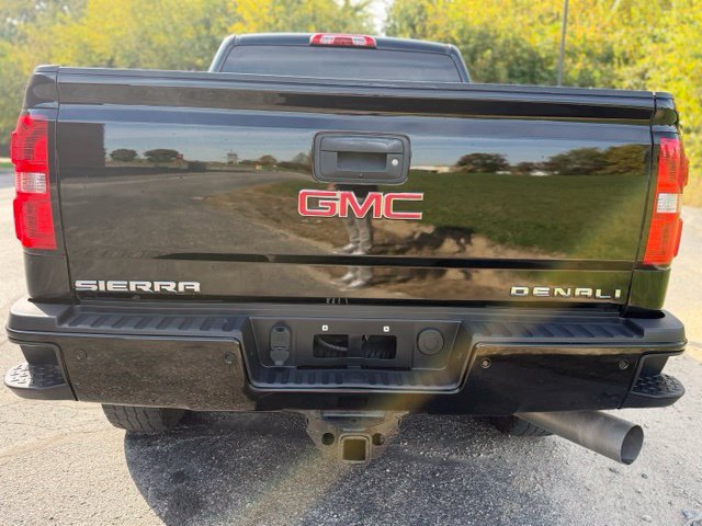 Used 2016 GMC Sierra 3500 Denali w/ Duramax Plus Package AWD/4WD image 4