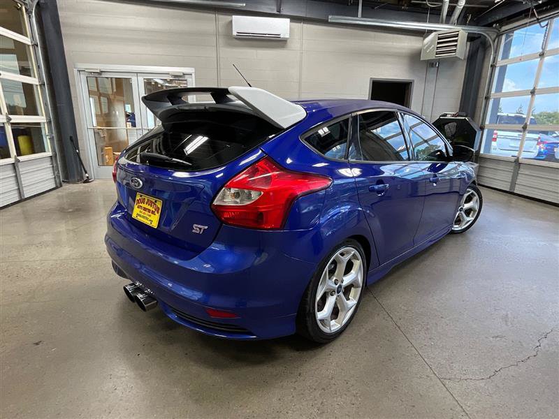 Used 2013 Ford Focus ST FWD image 5