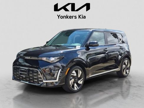 Certified 2023 Kia Soul GT-Line FWD image 2