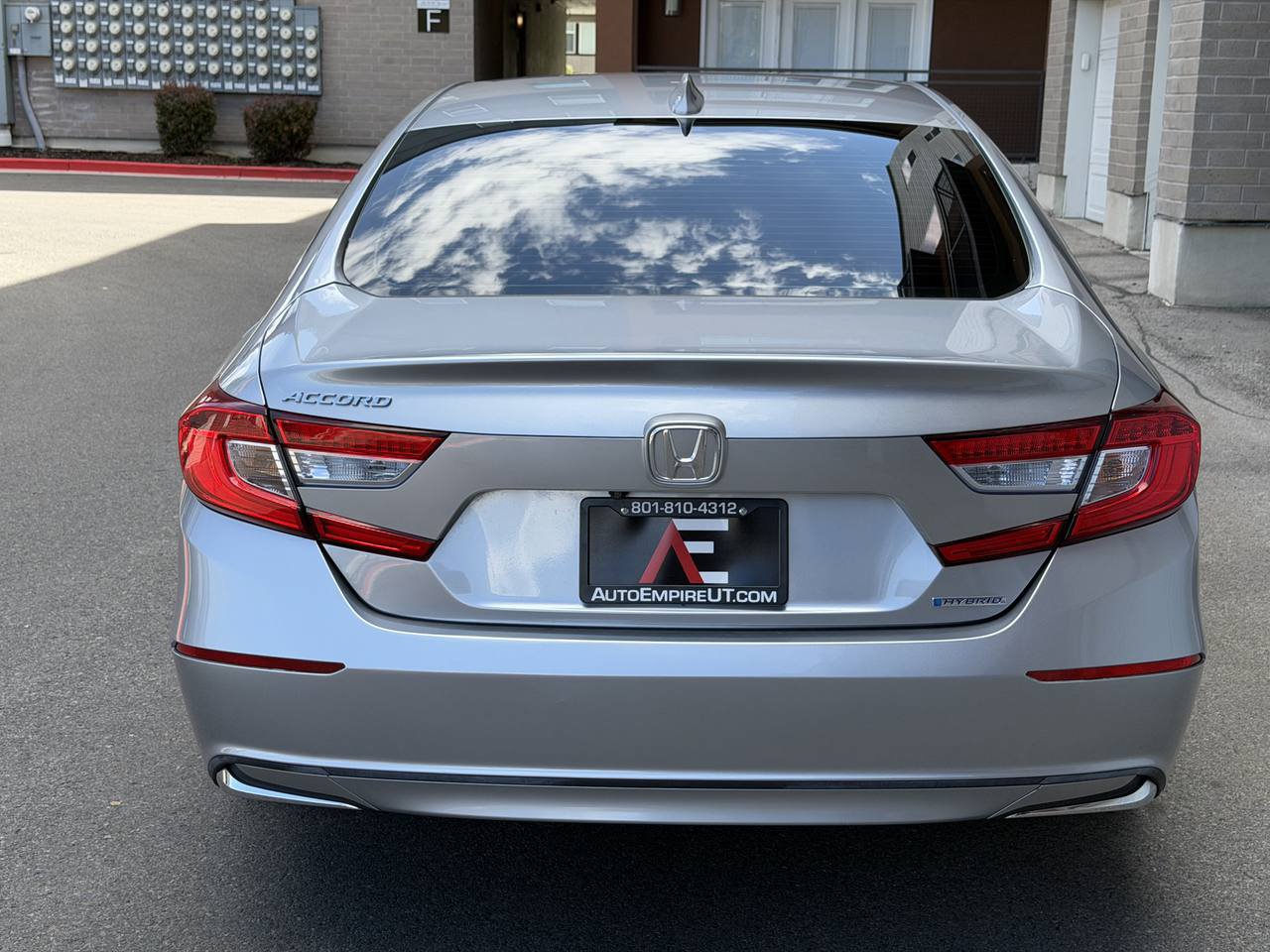 Used 2020 Honda Accord Hybrid image 4