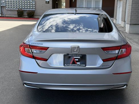 Used 2020 Honda Accord Hybrid image 4