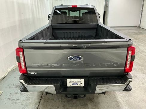 Used 2024 Ford F250 Lariat w/ Lariat Ultimate Package AWD/4WD image 4