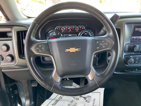 Used 2018 Chevrolet Silverado 1500 LT AWD/4WD image 50