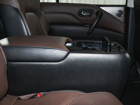 Used 2024 INFINITI QX80 Premium Select w/ Cargo Package image 47