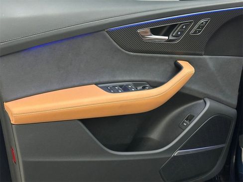 Used 2025 Audi RS Q8 performance image 15