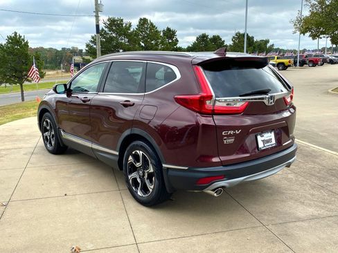 Used 2018 Honda CR-V Touring image 4