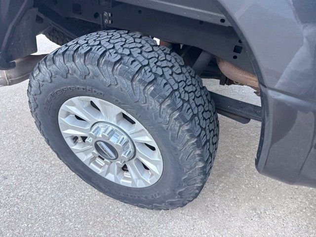 Used 2020 Ford F250 XL w/ STX Appearance Package AWD/4WD image 10