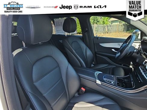 Used 2020 Mercedes-Benz GLC 300 4MATIC image 36