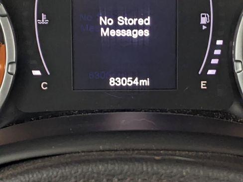 Used 2018 Jeep Renegade Latitude image 25