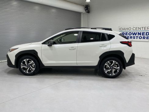 Used 2024 Subaru Crosstrek 2.0i Premium AWD/4WD image 5