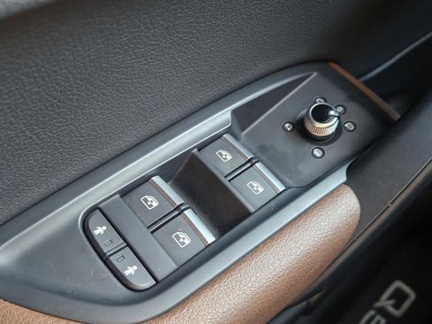 Used 2019 Audi Q5 2.0T Premium w/ Convenience Package image 34