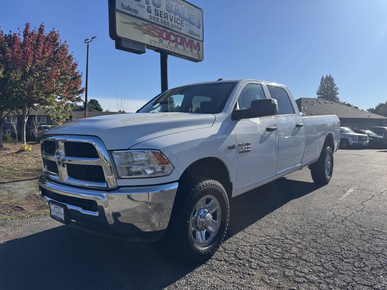 Used 2018 RAM 2500 Tradesman w/ Chrome Appearance Group AWD/4WD image 1