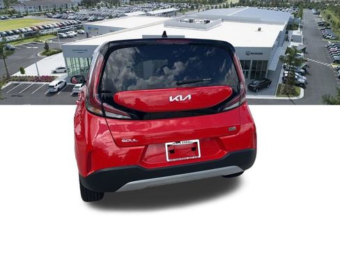 Used 2025 Kia Soul LX image 21