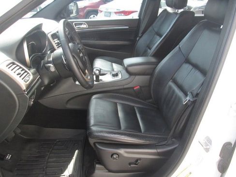 Used 2015 Jeep Grand Cherokee Limited w/ Trailer Tow Group IV image 10