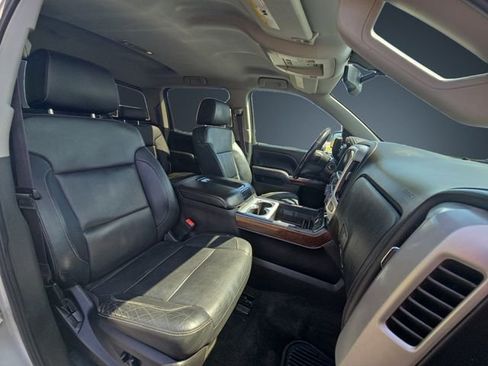 Used 2015 GMC Sierra 1500 SLT w/ SLT Crew Cab Value Package AWD/4WD image 15