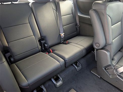 New 2026 Chevrolet Traverse Z71 w/ Enhanced Driving Package image 15