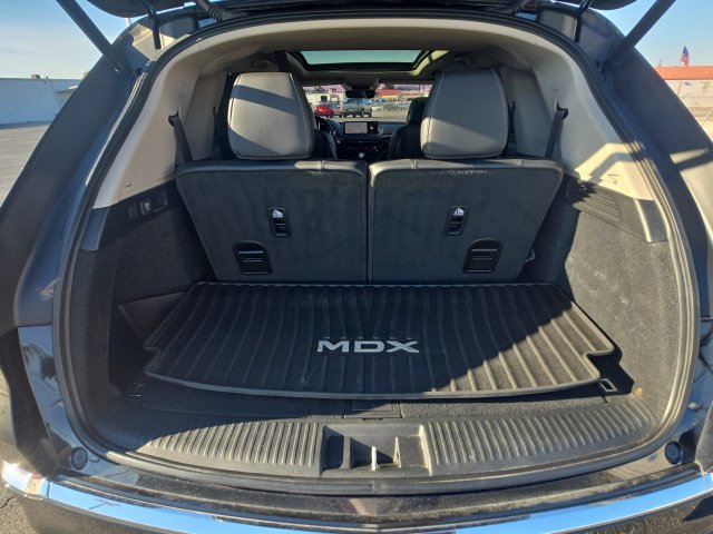 Certified 2022 Acura MDX w/ Technology Package FWD image 25