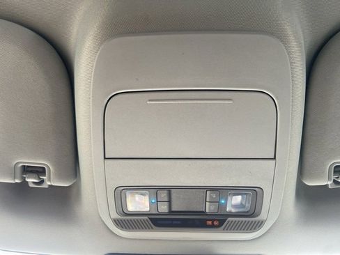 Used 2024 Ford F250 XLT image 26