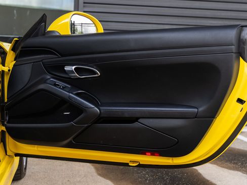 Used 2014 Porsche Boxster S RWD image 38