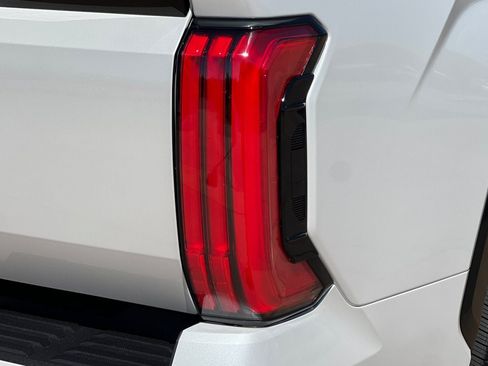 New 2026 Toyota Tundra Platinum AWD/4WD image 32
