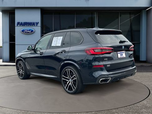 Used 2022 BMW X5 M50i AWD/4WD image 4