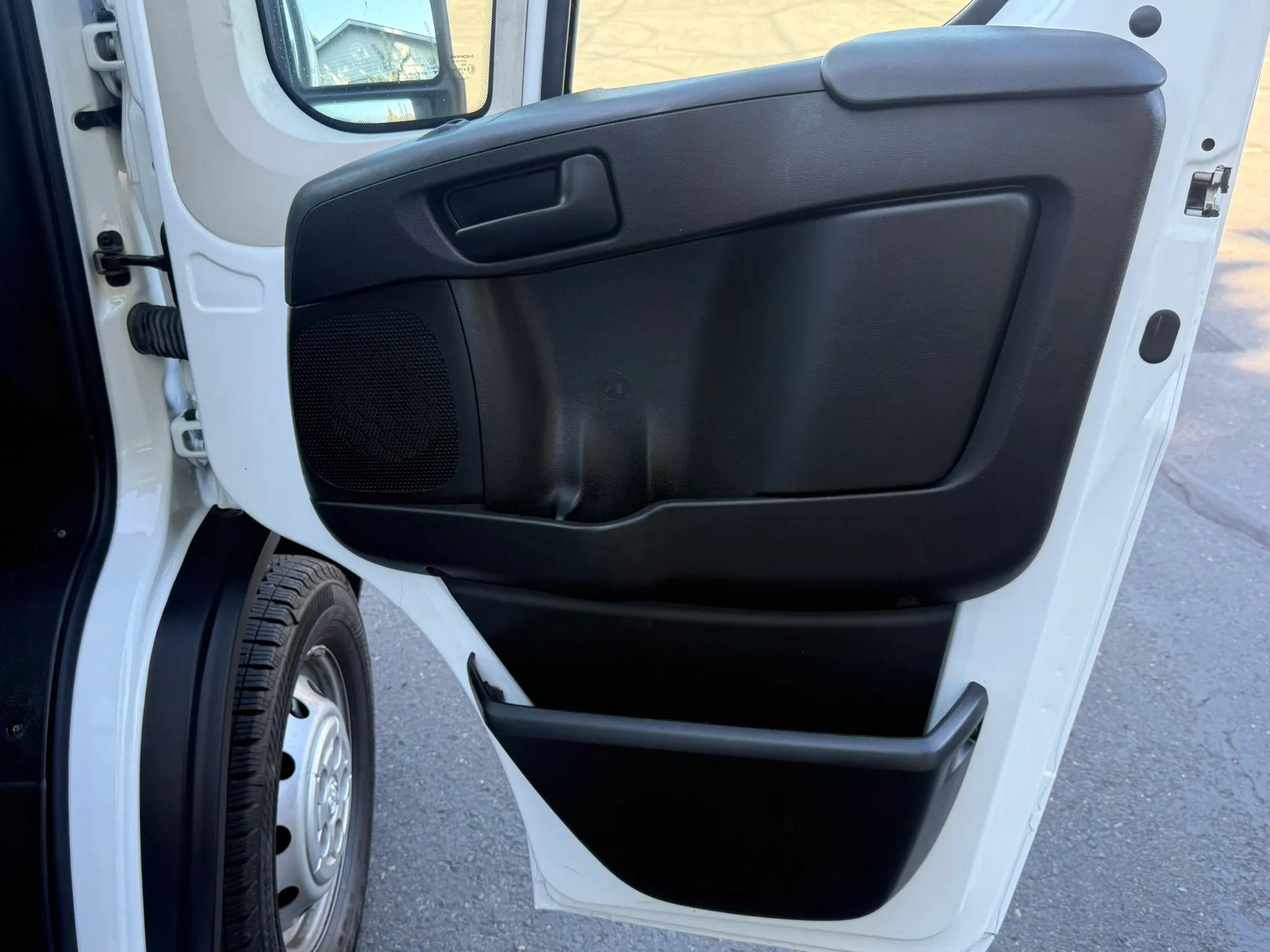 Used 2021 RAM ProMaster 2500 FWD image 23