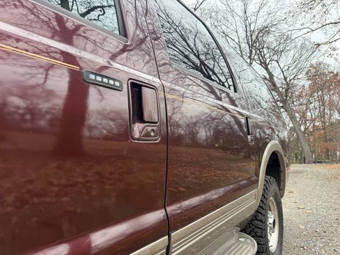 Used 2001 Ford Excursion Limited image 18