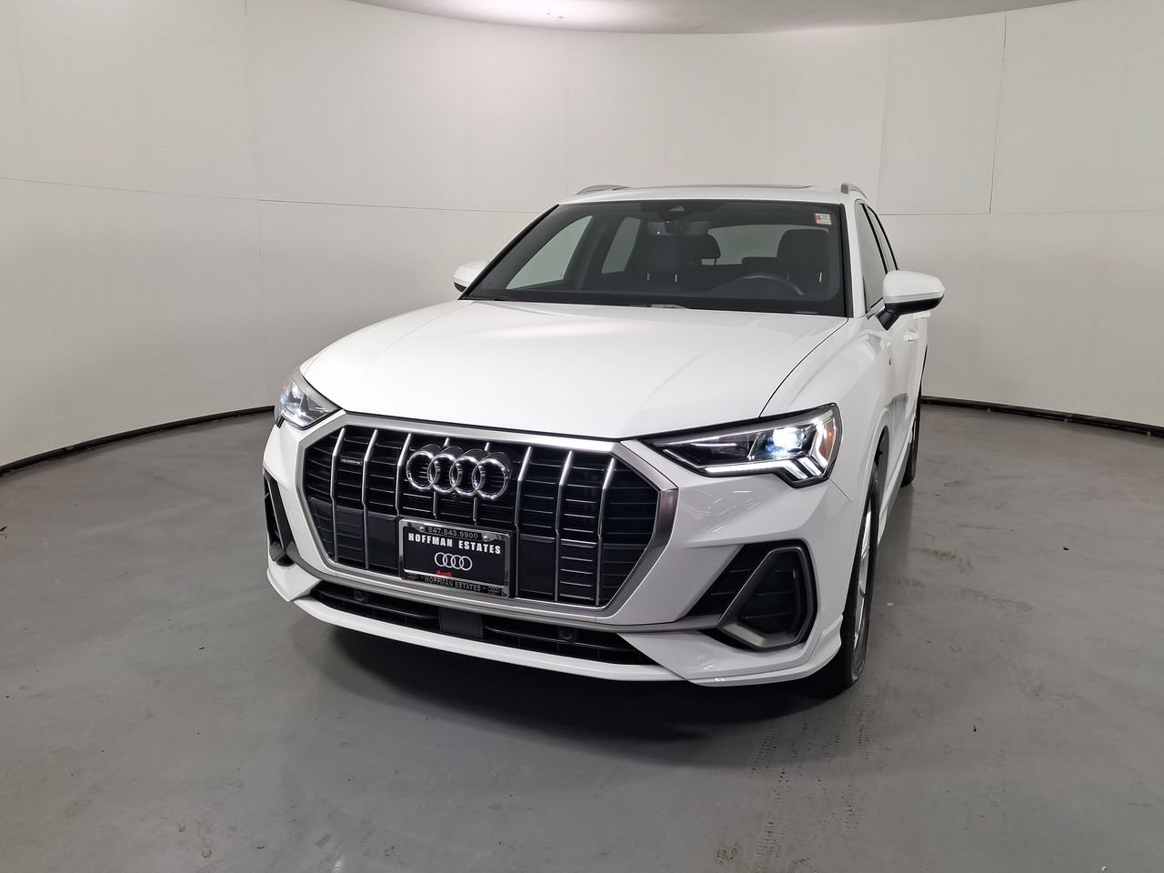 Used 2025 Audi Q3 2.0T Premium Plus w/ Premium Plus Package AWD/4WD image 24