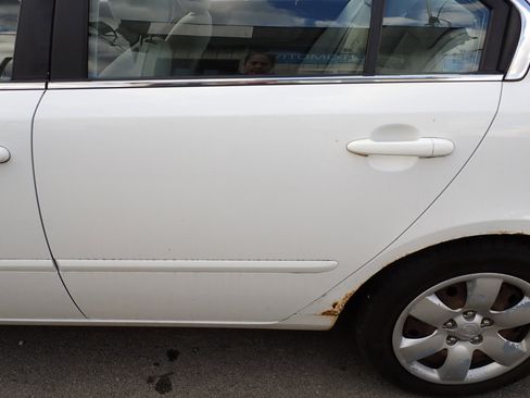 Used 2008 Kia Optima LX image 19