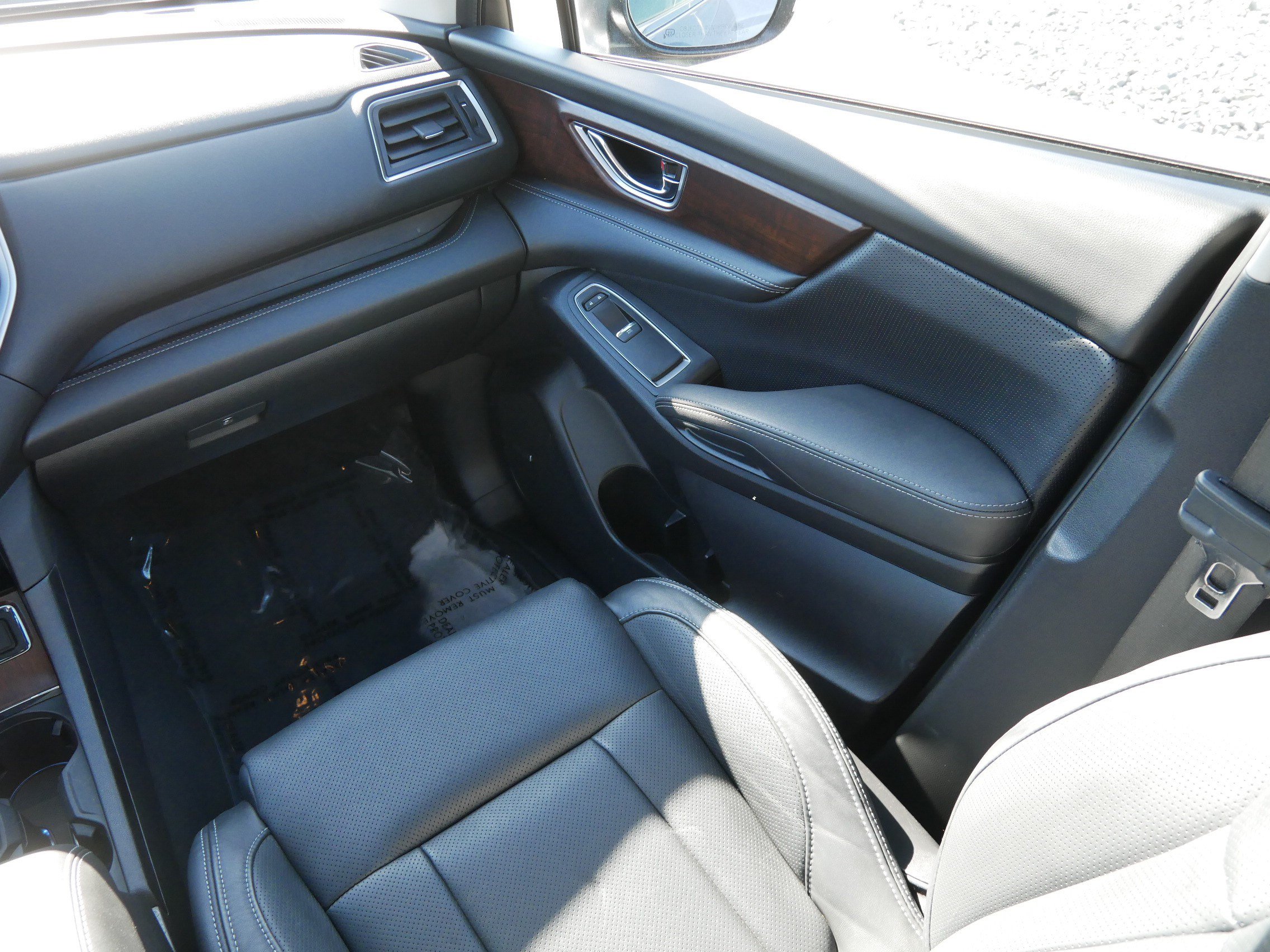 Used 2024 Subaru Ascent Touring AWD/4WD image 11