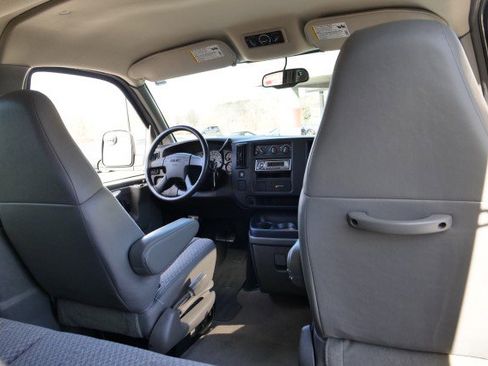 Used 2007 GMC Savana 1500 AWD Passenger w/ LT Preferred Equipment Group image 24