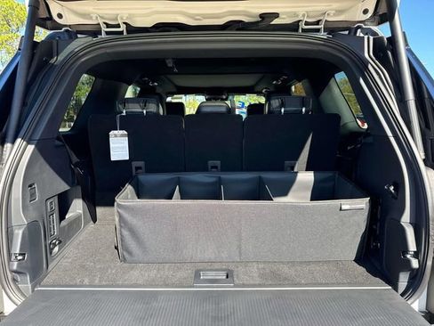 New 2025 Ford Expedition Tremor image 10