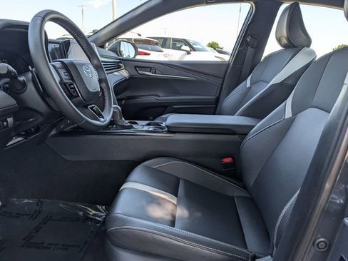 Used 2025 Toyota Camry SE FWD image 24