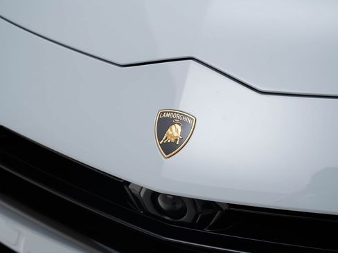 Used 2024 Lamborghini Urus S AWD/4WD image 53