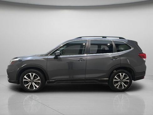 Used 2020 Subaru Forester Limited w/ Popular Package #3 AWD/4WD image 3