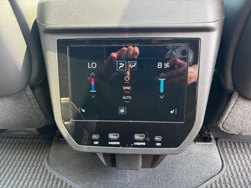 Used 2025 GMC Yukon Denali Ultimate w/ LPO, Floor Liner Package AWD/4WD image 23