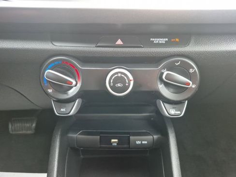 Used 2022 Kia Rio LX image 26