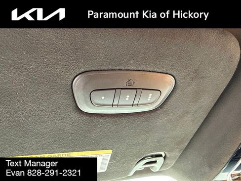 Used 2022 Jeep Grand Wagoneer Series III AWD/4WD image 36
