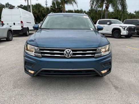 Used 2019 Volkswagen Tiguan SEL w/ 3rd Row Seat Package AWD/4WD image 14